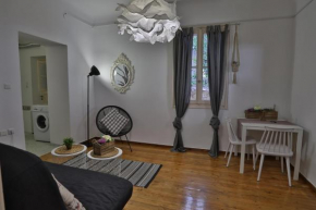 Athenian Garden House II
